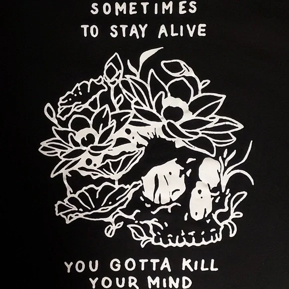 ChicYea Black & White Floral Skull Graphic Short Sleeve T-Shirt Size XL - Picture 4 of 8